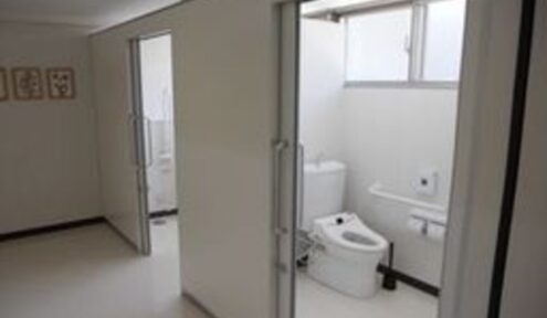 クロスハート石名坂・藤沢　共用トイレ